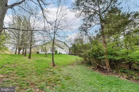 Exterior - 45801 Evening Way, Sterling, VA 20164 photo 12 of 15