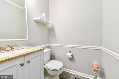 Bath - 45801 Evening Way, Sterling, VA 20164 photo 2 of 3