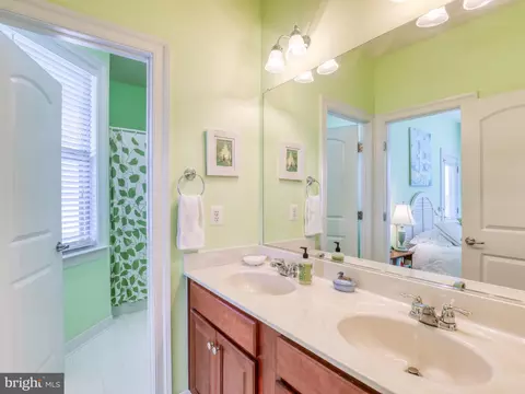42706 Chisholm Dr, Broadlands, VA 20148 photo 33