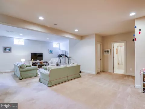 42706 Chisholm Dr, Broadlands, VA 20148 photo 38