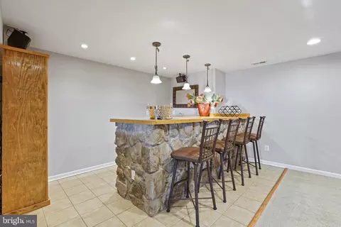 Kitchen - 25935 Gregory Ct, Chantilly, VA 20152 photo 5 of 5