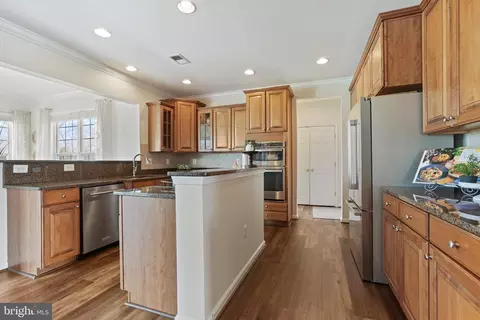 Kitchen - 25935 Gregory Ct, Chantilly, VA 20152 photo 1 of 5