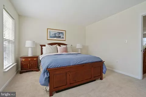 Bedroom - 25935 Gregory Ct, Chantilly, VA 20152 photo 6 of 9
