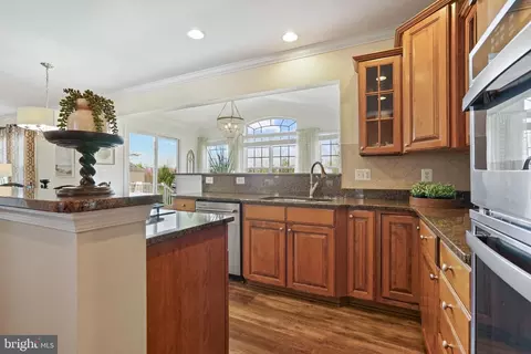 Kitchen - 25935 Gregory Ct, Chantilly, VA 20152 photo 2 of 5
