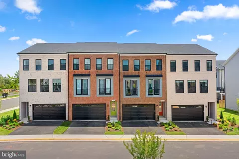 21743 Dollis Hill Ter, Broadlands, VA 20148