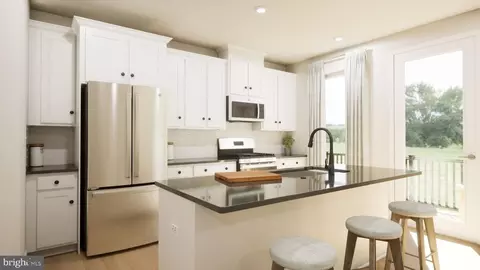 43368 Farringdon Sq, Broadlands, VA 20148