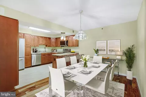 19385 Cypress Ridge Ter #504, Leesburg, VA 20176