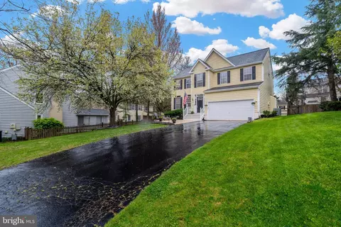 13 Linden Hill Way SW, Leesburg, VA 20175