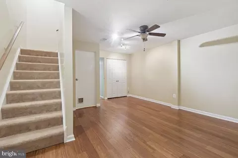 Entry Way - 45 Bickel Ct, Sterling, VA 20165 photo 5 of 5