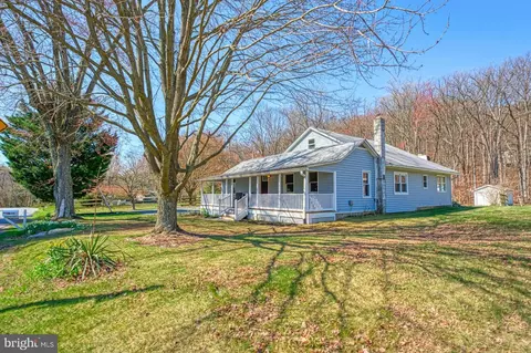 13779 Mountain Rd, Hillsboro, VA 20132