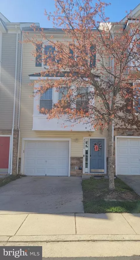 23000 Fontwell Sq, Sterling, VA 20166