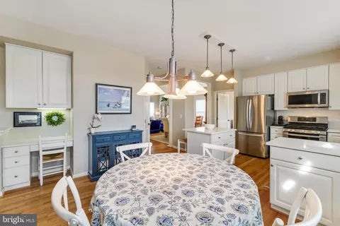 Dining - 43395 Malin Ct, Ashburn, VA 20147 photo 5 of 5