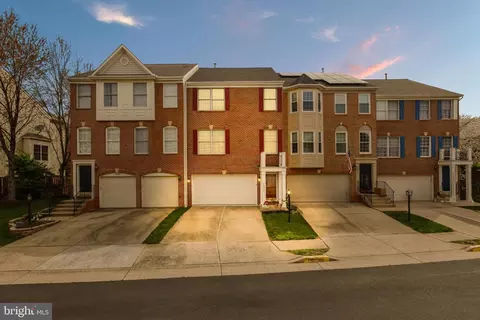 20932 Sandian Ter, Sterling, VA 20165