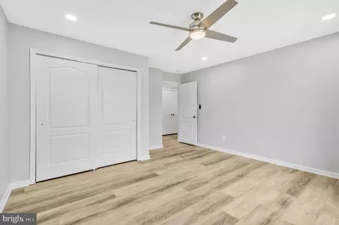 Bedroom - 42525 Mandolin St, Chantilly, VA 20152 photo 4 of 9