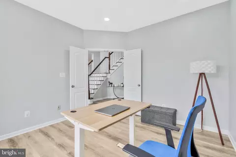 Other - 42525 Mandolin St, Chantilly, VA 20152 photo 2 of 11