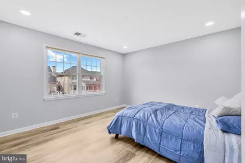 Bedroom - 42525 Mandolin St, Chantilly, VA 20152 photo 8 of 9
