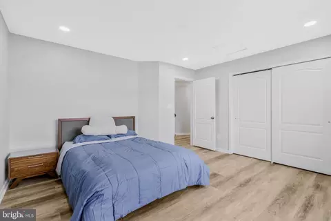 Bedroom - 42525 Mandolin St, Chantilly, VA 20152 photo 7 of 9