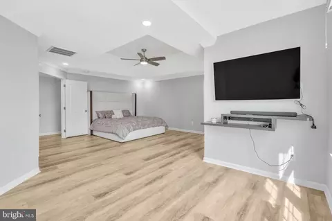 Bedroom - 42525 Mandolin St, Chantilly, VA 20152 photo 2 of 9