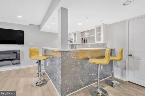Other - 42525 Mandolin St, Chantilly, VA 20152 photo 10 of 11