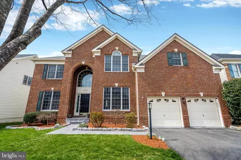 42525 Mandolin St, Chantilly, VA 20152