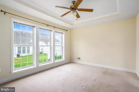 Bedroom - 44396 Sunset Maple Dr, Ashburn, VA 20147 photo 2 of 4
