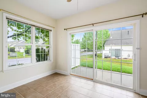 Exterior - 44396 Sunset Maple Dr, Ashburn, VA 20147 photo 6 of 13