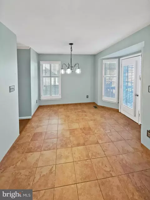 Dining - 43388 Livery Sq, Ashburn, VA 20147 photo 1 of 1