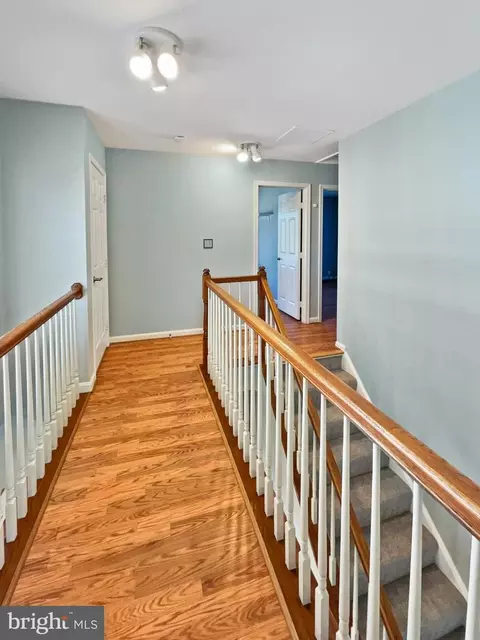 Entry Way - 43388 Livery Sq, Ashburn, VA 20147 photo 1 of 1