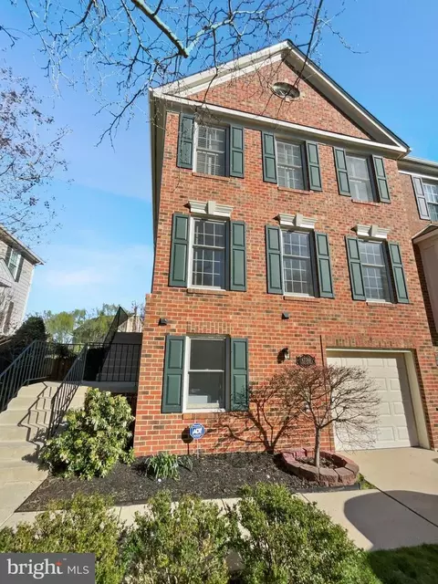 43388 Livery Sq, Ashburn, VA 20147