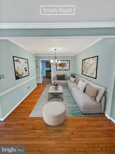 Living - 43388 Livery Sq, Ashburn, VA 20147 photo 1 of 2