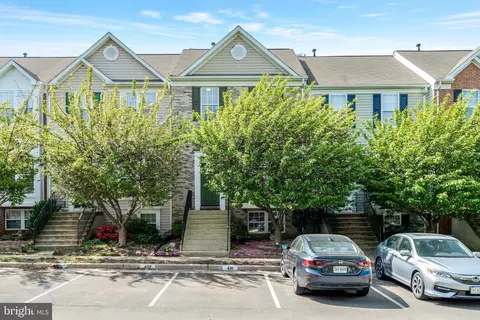 45560 Grand Central Sq, Sterling, VA 20166