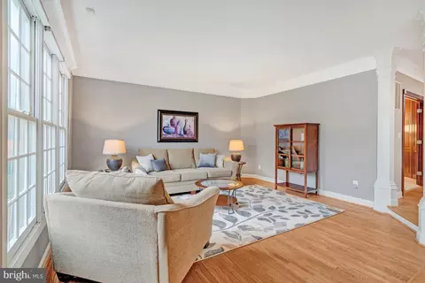 Living - 20965 Nightshade Pl, Ashburn, VA 20147 photo 3 of 13