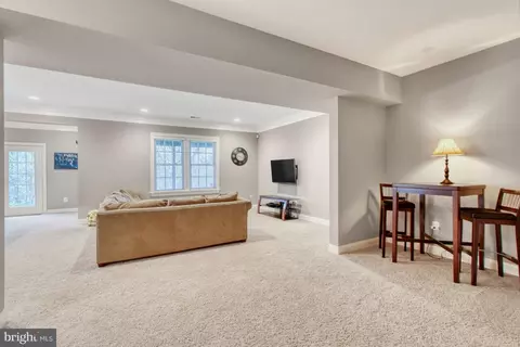 Bedroom - 20965 Nightshade Pl, Ashburn, VA 20147 photo 7 of 8