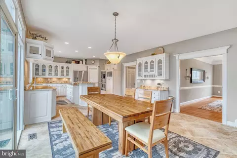 Dining - 20965 Nightshade Pl, Ashburn, VA 20147 photo 2 of 8