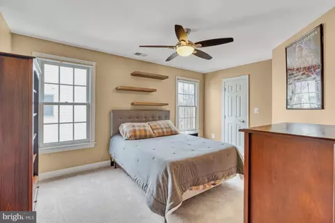 Bedroom - 20965 Nightshade Pl, Ashburn, VA 20147 photo 3 of 8