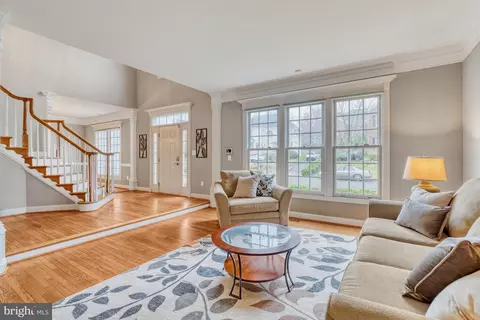 Living - 20965 Nightshade Pl, Ashburn, VA 20147 photo 2 of 13