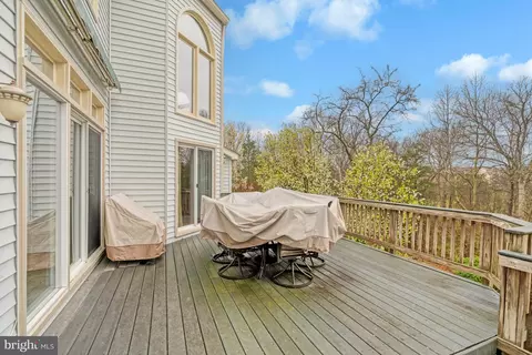 Exterior - 20965 Nightshade Pl, Ashburn, VA 20147 photo 3 of 6