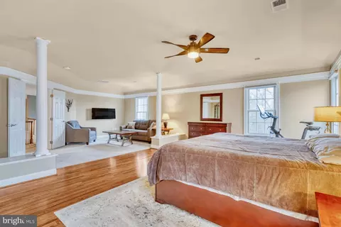 Bedroom - 20965 Nightshade Pl, Ashburn, VA 20147 photo 6 of 8