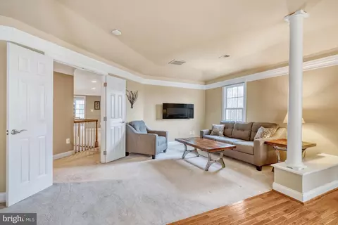 Living - 20965 Nightshade Pl, Ashburn, VA 20147 photo 9 of 13