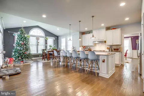 Other - 42289 Brisley Ct, Chantilly, VA 20152 photo 2 of 16