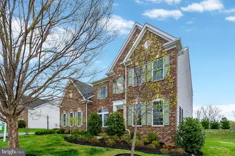 42289 Brisley Ct, Chantilly, VA 20152