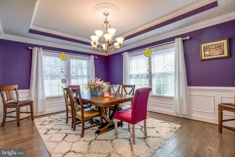 Dining - 42289 Brisley Ct, Chantilly, VA 20152 photo 2 of 6