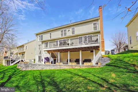 Exterior - 47553 Griffith Pl, Sterling, VA 20165 photo 6 of 6