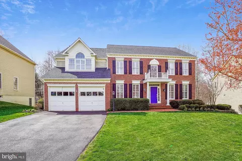 47553 Griffith Pl, Sterling, VA 20165
