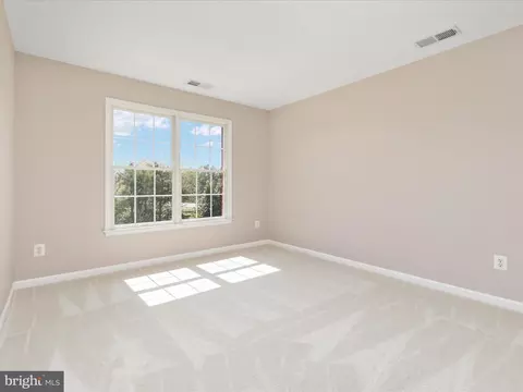 Other - 25929 Stinger Dr, Chantilly, VA 20152 photo 7 of 15