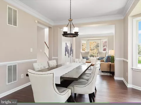 Dining - 25929 Stinger Dr, Chantilly, VA 20152 photo 2 of 3