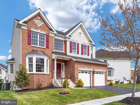 Exterior - 25929 Stinger Dr, Chantilly, VA 20152 photo 1 of 7