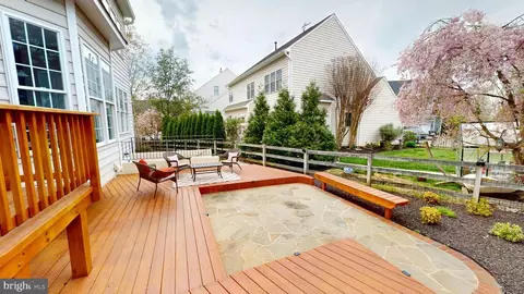 Exterior - 47680 Leechecker Ct, Sterling, VA 20165 photo 3 of 10