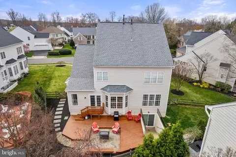 Exterior - 47680 Leechecker Ct, Sterling, VA 20165 photo 6 of 10