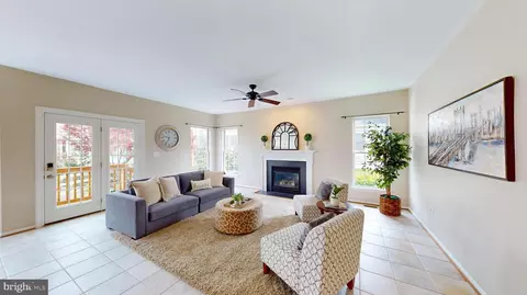 Living - 47680 Leechecker Ct, Sterling, VA 20165 photo 5 of 7